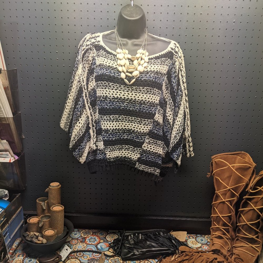 NWT Free People Wide Sleeve/Bell Sleeve Sweater